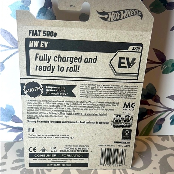 HOT WHEELS Fiat 500e Gold and Red toy hot wheels Car NWT - Picture 5 of 6